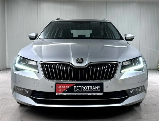 Skoda Superb cena 59900 przebieg: 230000, rok produkcji 2019 z Gliwice małe 742